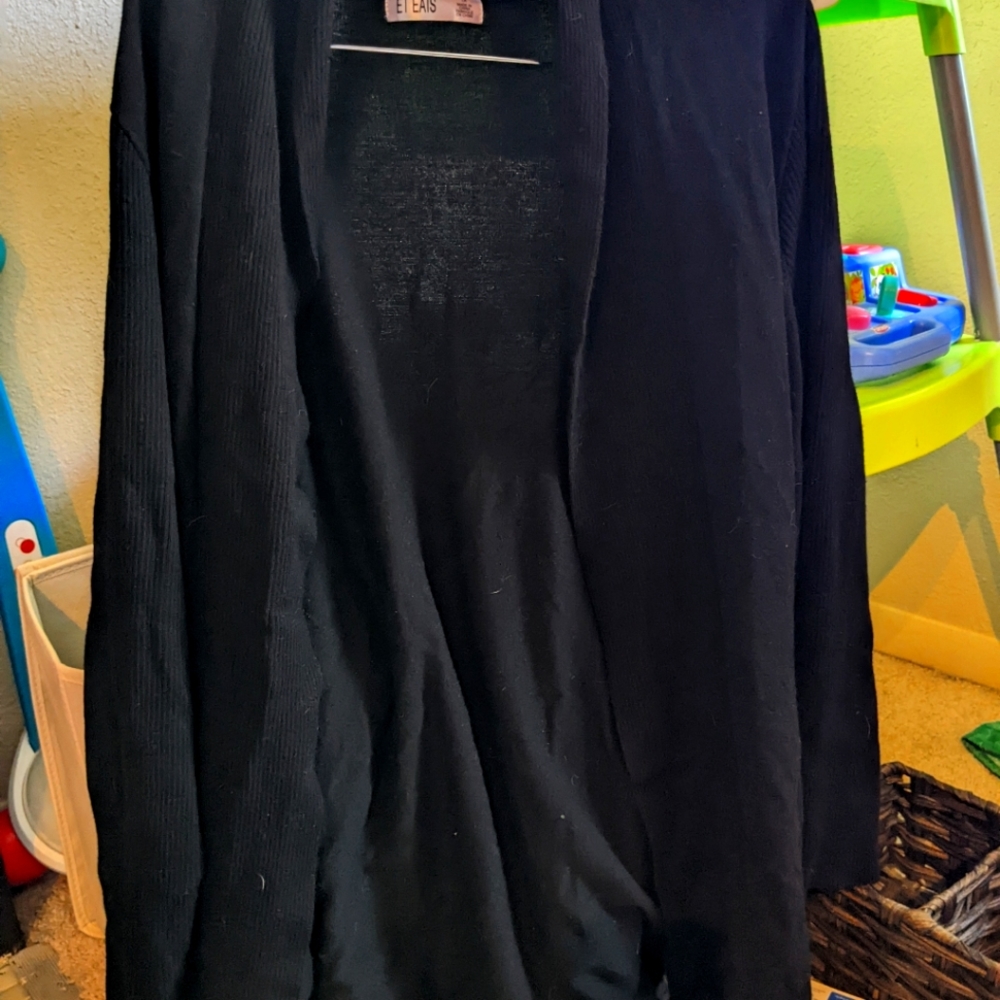 et eais plus cardigan